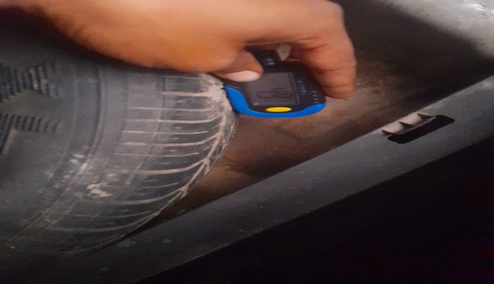 2013 Maruti Swift Dzire LDI, Diesel, Manual, 99,517 km, tyre