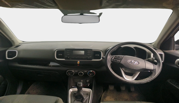 2020 Hyundai VENUE S 1.2, Petrol, Manual, 69,628 km, interior