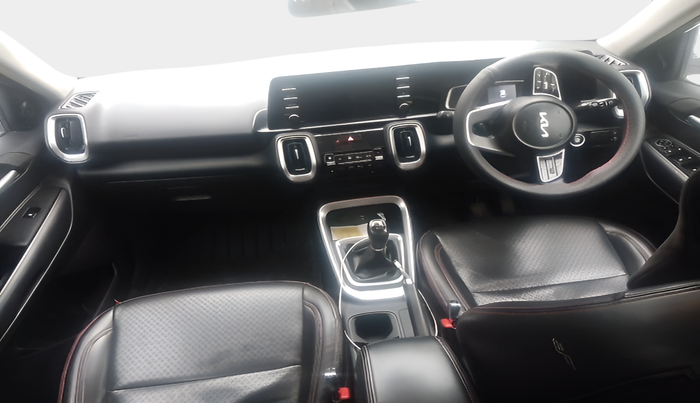 2022 KIA SONET HTK PLUS 1.0 IMT, Petrol, Manual, 61,832 km, interior
