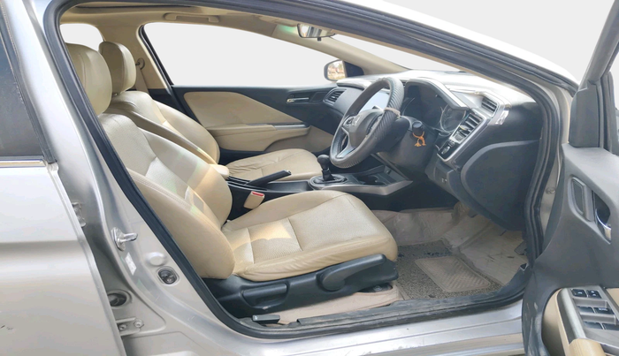 2015 Honda City 1.5L I-DTEC VX, Diesel, Manual, 73,924 km, interior