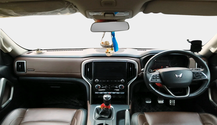 2022 Mahindra SCORPIO-N Z8 L PETROL MT 7 STR, Petrol, Manual, 20,536 km, interior