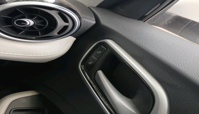 2024 MG ASTOR Sprint 1.5 MT (Ivory), Petrol, Manual, 28,969 km, interior