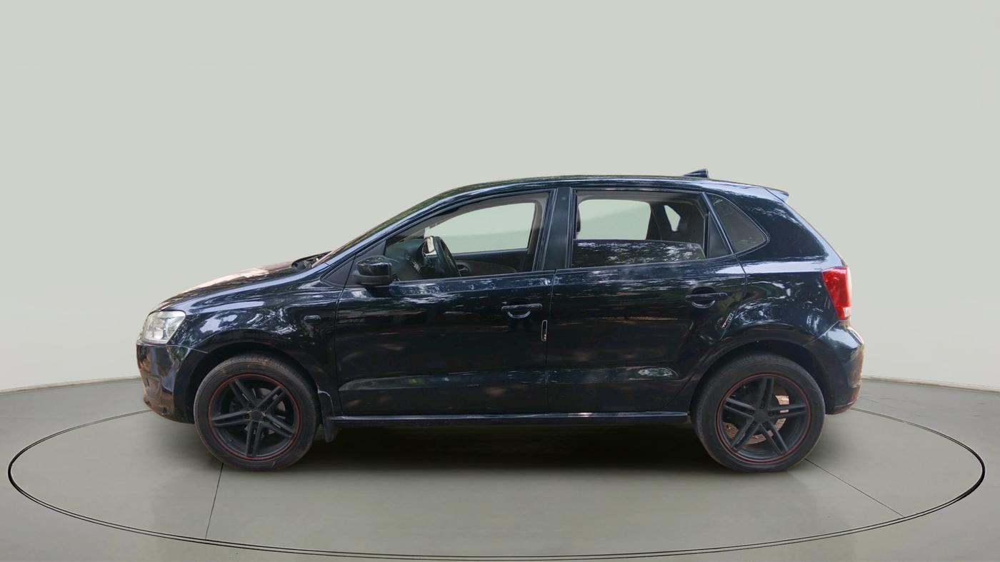 2014 Volkswagen Polo COMFORTLINE 1.2 Diesel, Diesel, Manual, 1,23,800 km, exterior