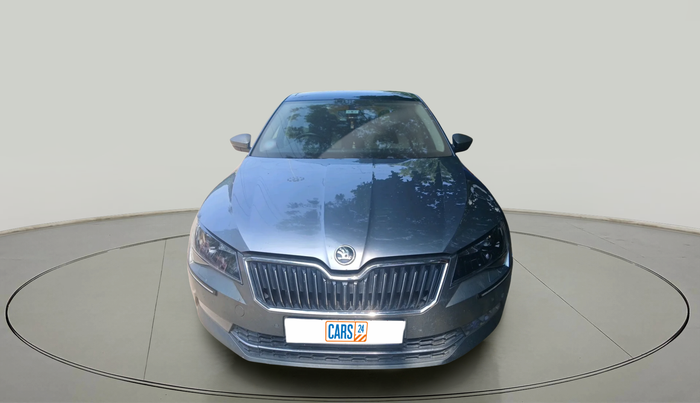 2017 Skoda Superb L&K 1.8 TSI AT, Petrol, Automatic, 1,41,206 km, exterior