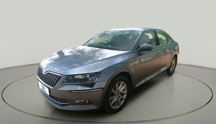 2017 Skoda Superb L&K 1.8 TSI AT, Petrol, Automatic, 1,41,206 km, exterior