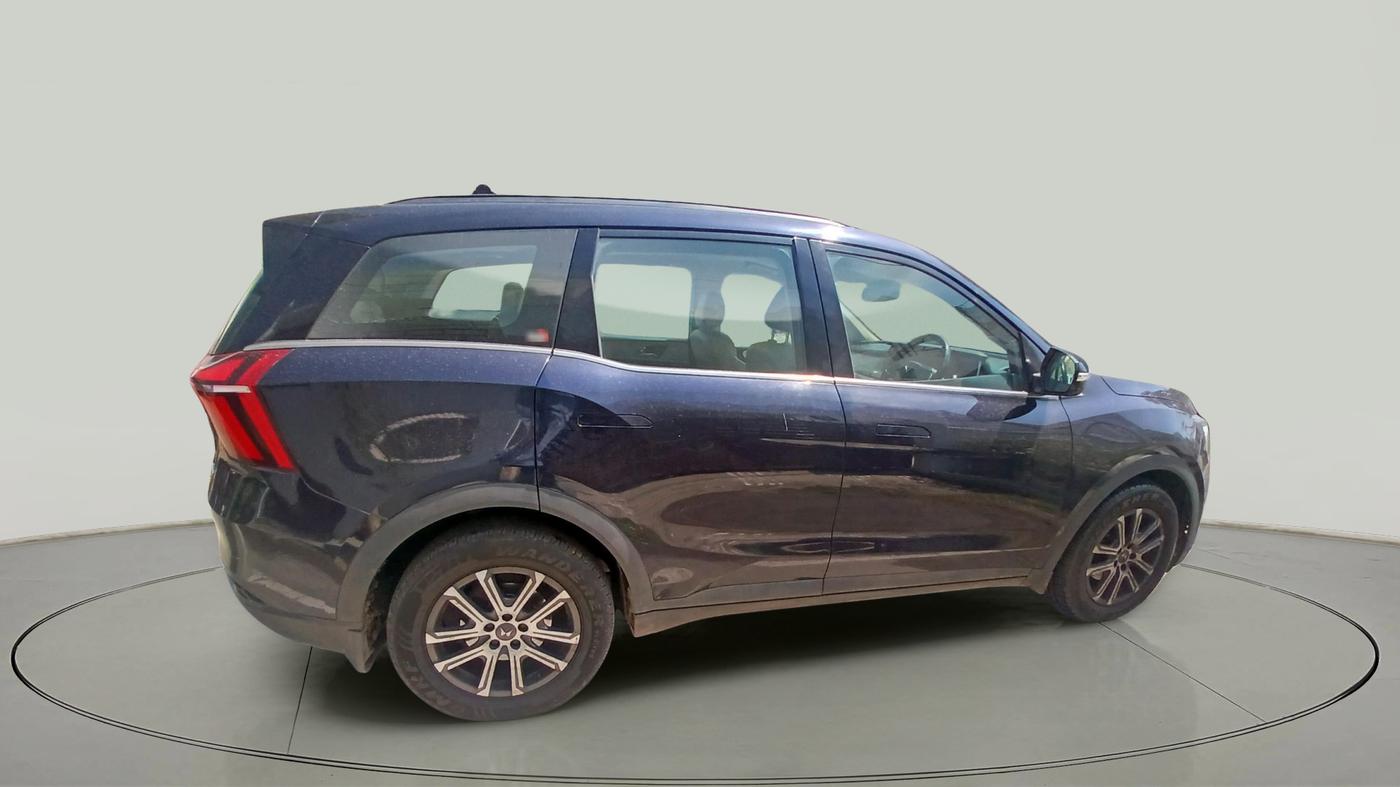 2022 Mahindra XUV700 AX 7 D MT 7 STR, Diesel, Manual, 78,250 km, exterior