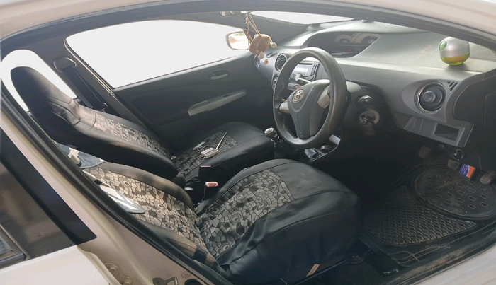2012 Toyota Etios VD, Diesel, Manual, 1,30,454 km, interior