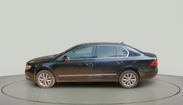 2012 Skoda Superb ELEGANCE 2.0 TDI CR AT, Diesel, Automatic, 1,82,320 km, exterior