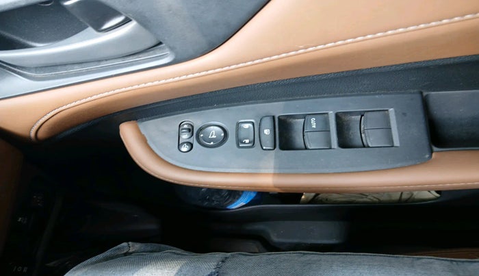 2024 Honda ELEVATE ZX CVT, Petrol, Automatic, 13,322 km, interior