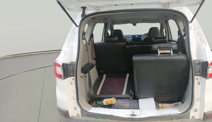 2019 Renault TRIBER RXT, Petrol, Manual, 49,638 km, exterior