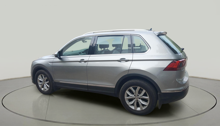 2017 Volkswagen TIGUAN HIGHLINE TDI AT, Diesel, Automatic, 1,70,268 km, exterior