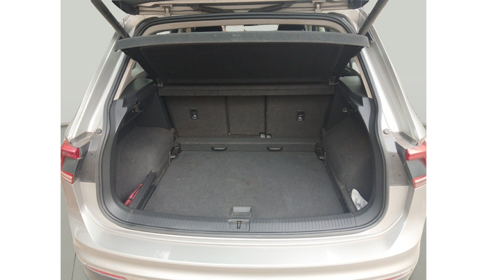 2017 Volkswagen TIGUAN HIGHLINE TDI AT, Diesel, Automatic, 1,70,268 km, exterior