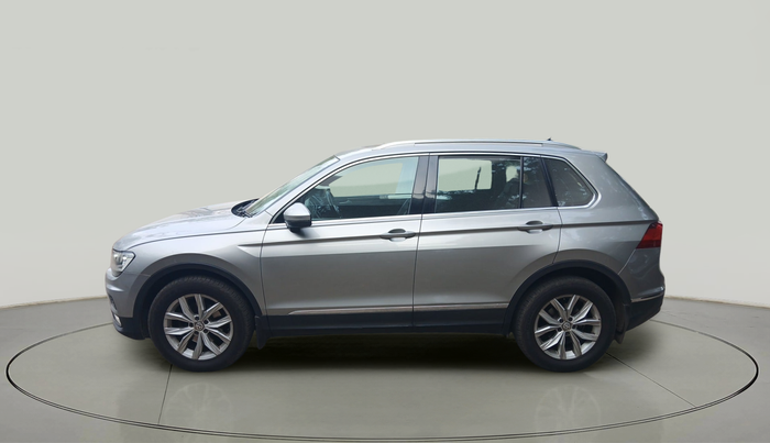 2017 Volkswagen TIGUAN HIGHLINE TDI AT, Diesel, Automatic, 1,70,268 km, exterior