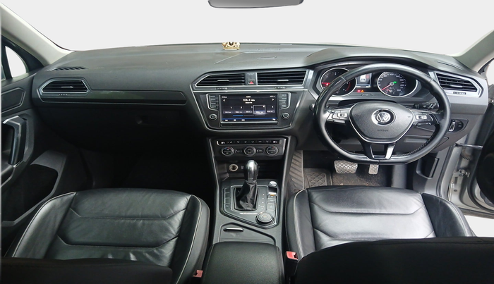 2017 Volkswagen TIGUAN HIGHLINE TDI AT, Diesel, Automatic, 1,70,268 km, interior