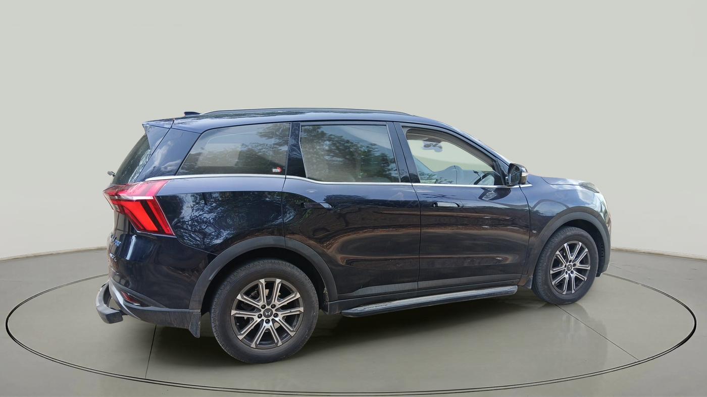 2023 Mahindra XUV700 AX 7 LUXURY P AT 7 STR, Petrol, Automatic, 39,038 km, exterior