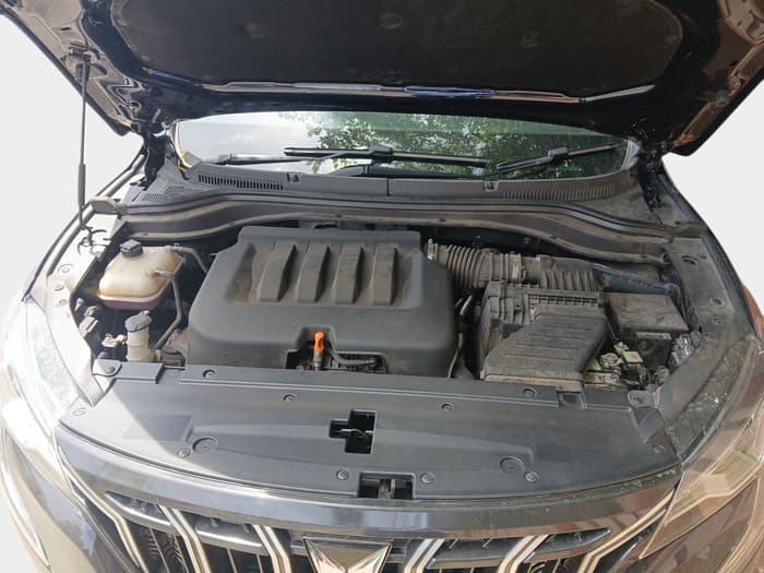 2023 Mahindra XUV700 AX 7 LUXURY P AT 7 STR, Petrol, Automatic, 39,038 km, exterior