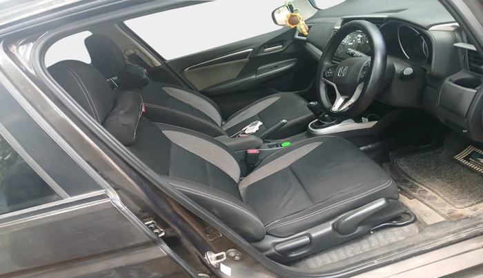 2018 Honda WR-V 1.5L I-DTEC VX MT, Diesel, Manual, 1,13,364 km, interior