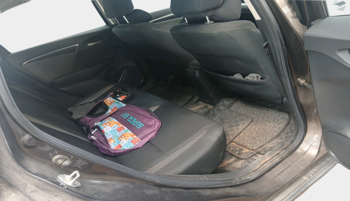 2018 Honda WR-V 1.5L I-DTEC VX MT, Diesel, Manual, 1,13,364 km, interior