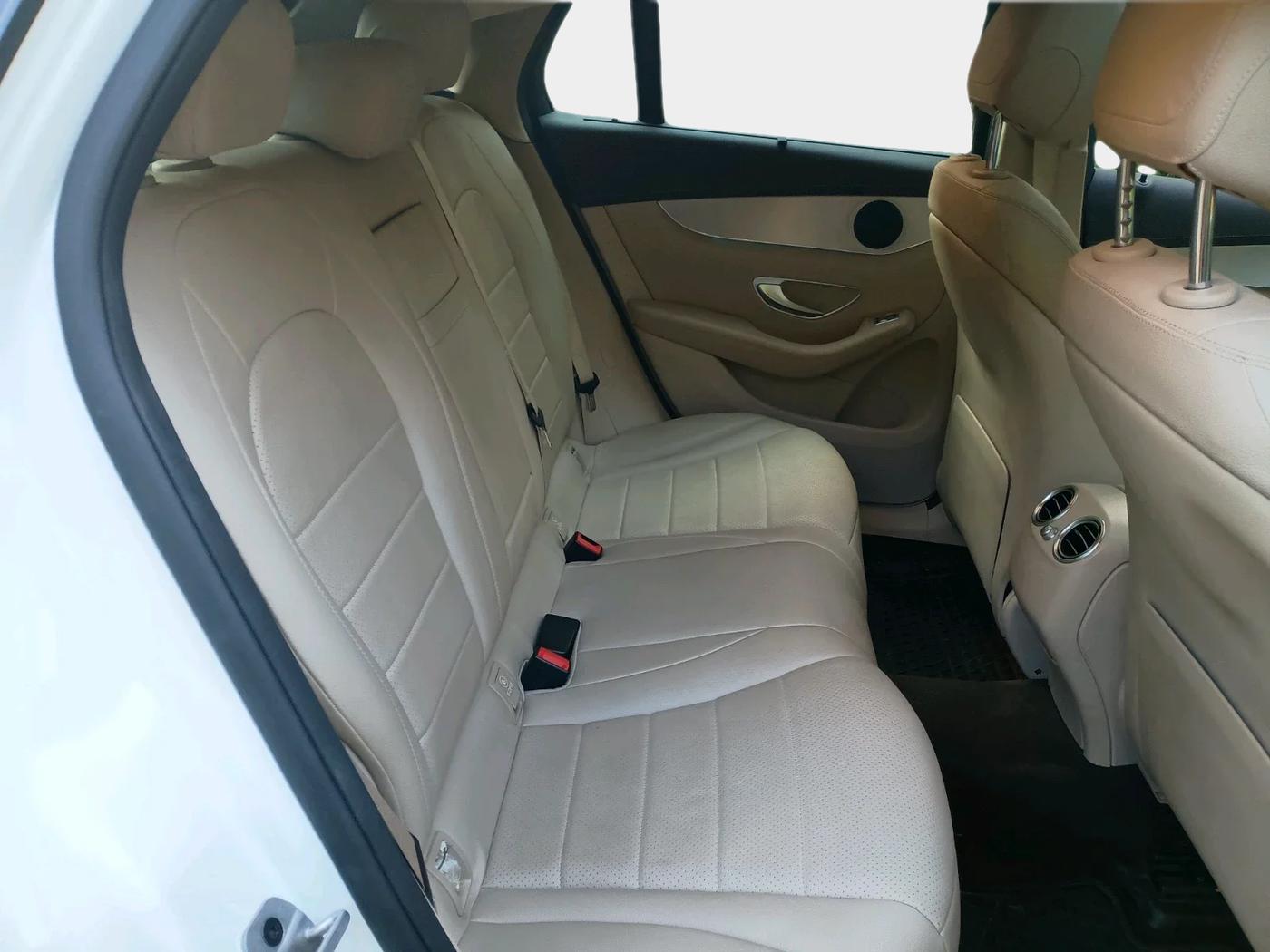 2021 Mercedes Benz GLC COUPE 300d 4MATIC, Diesel, Automatic, 38,500 km, interior