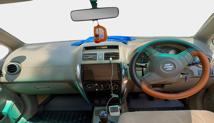 2011 Maruti SX4 VDI, Diesel, Manual, 1,08,871 km, interior