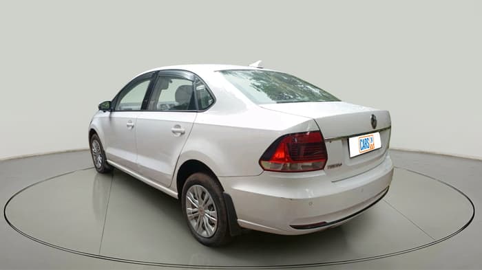 2016 Volkswagen Vento COMFORTLINE 1.5 AT, Diesel, Automatic, 56,961 km, exterior
