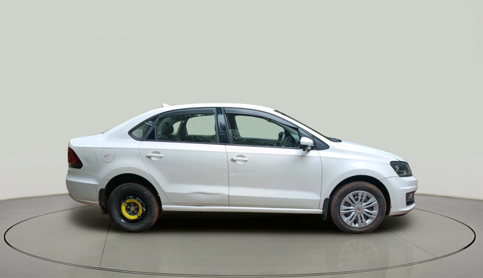 2016 Volkswagen Vento COMFORTLINE 1.5 AT, Diesel, Automatic, 56,961 km, exterior