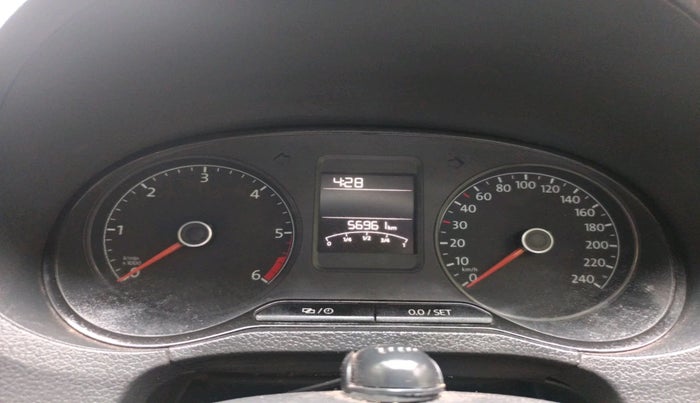 2016 Volkswagen Vento COMFORTLINE 1.5 AT, Diesel, Automatic, 56,961 km, interior