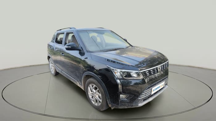 2022 Mahindra XUV300 W8 1.5 DIESEL, Diesel, Manual, 50,000 km, exterior