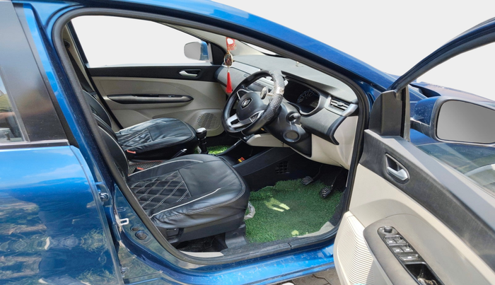 2019 Renault TRIBER RXZ, Petrol, Manual, 39,994 km, interior