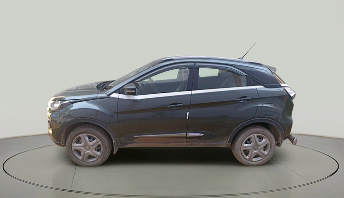 2022 Tata NEXON XM PETROL, Petrol, Manual, 49,267 km, exterior