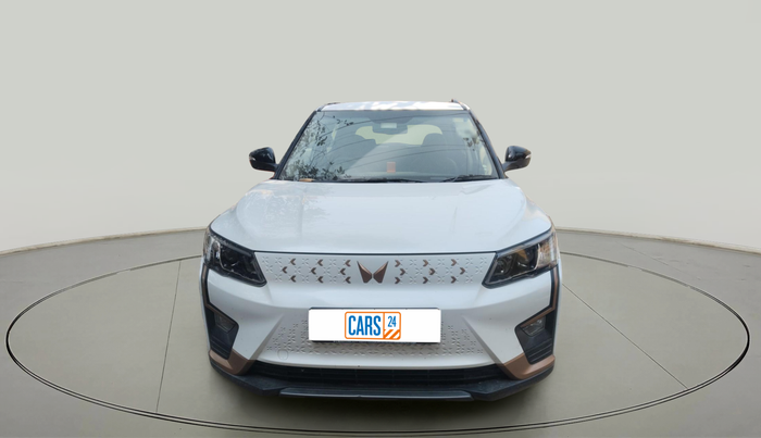 2023 Mahindra XUV400 EL 7.2 KW, Electric, Automatic, 32,151 km, exterior