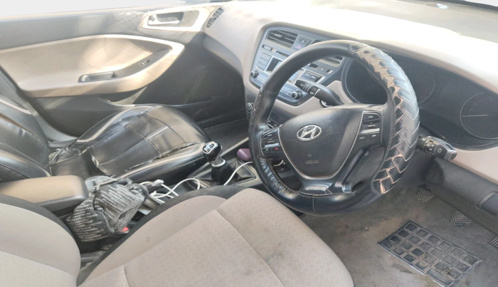 2014 Hyundai Elite i20 SPORTZ 1.4 CRDI, Diesel, Manual, 1,96,447 km, interior