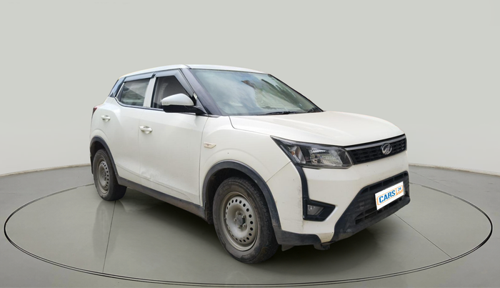 2021 Mahindra XUV300 W4 1.5 DIESEL, Diesel, Manual, 1,74,623 km, exterior
