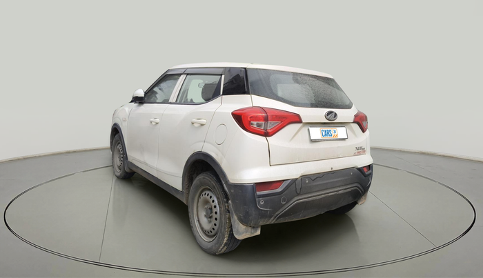 2021 Mahindra XUV300 W4 1.5 DIESEL, Diesel, Manual, 1,74,623 km, exterior