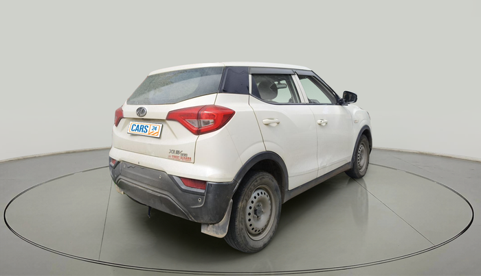 2021 Mahindra XUV300 W4 1.5 DIESEL, Diesel, Manual, 1,74,623 km, exterior