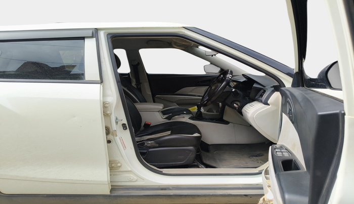 2021 Mahindra XUV300 W4 1.5 DIESEL, Diesel, Manual, 1,74,623 km, interior