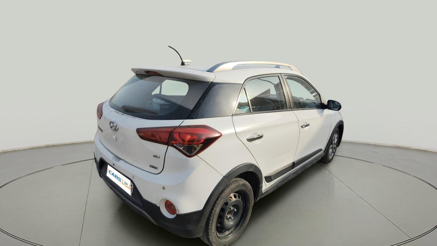 2015 Hyundai i20 Active 1.4 SX, Diesel, Manual, 1,20,671 km, exterior