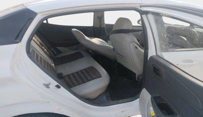 2024 Hyundai AURA S 1.2 CNG, CNG, Manual, 63,306 km, interior