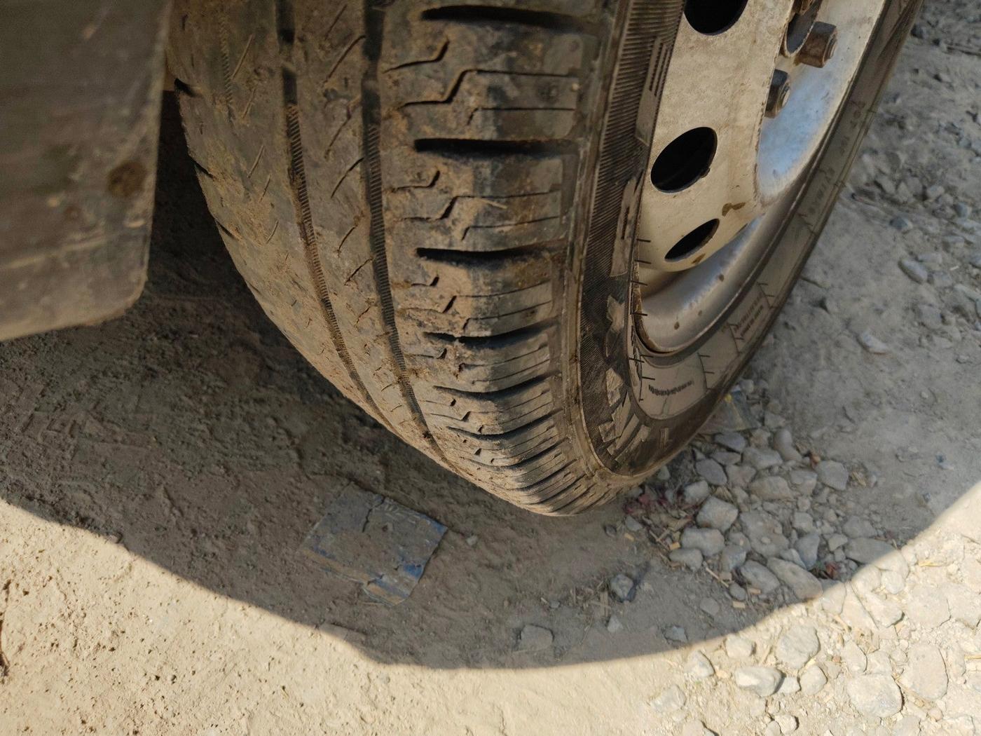 2011 Maruti Alto LXI, Petrol, Manual, 61,082 km, tyre