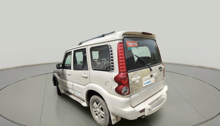2014 Mahindra Scorpio VLX 2WD, Diesel, Manual, 68,582 km, exterior