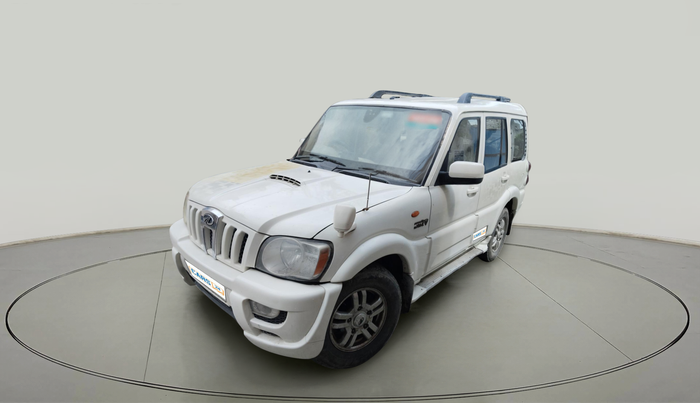 2014 Mahindra Scorpio VLX 2WD, Diesel, Manual, 68,582 km, exterior