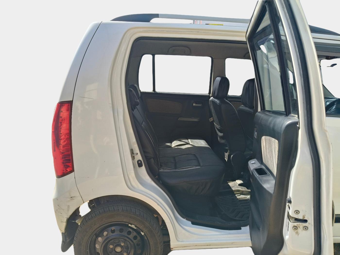 2016 Maruti Wagon R 1.0 VXI AMT, Petrol, Automatic, 88,801 km, interior