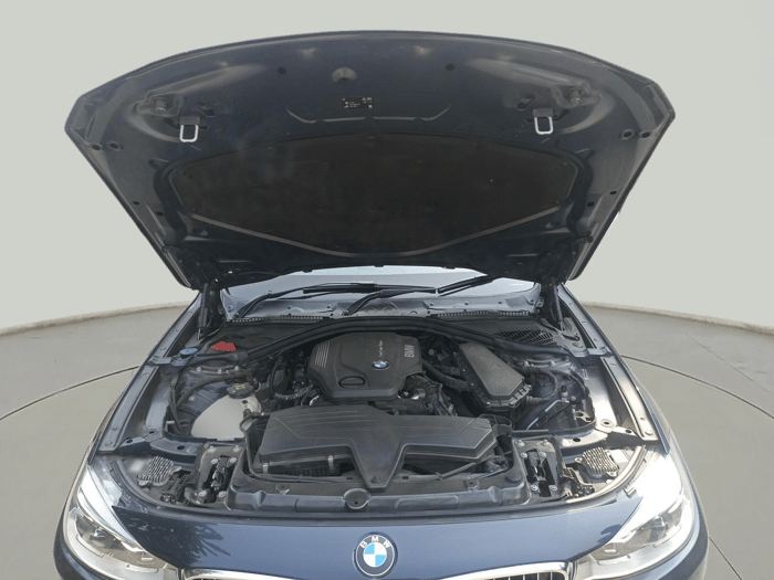 2018 BMW 3 Series  GT 320d Luxury Line, Diesel, Automatic, 44,075 km, exterior