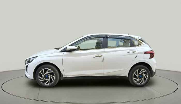 2024 Hyundai NEW I20 ASTA 1.2 MT, Petrol, Manual, 5,841 km, exterior