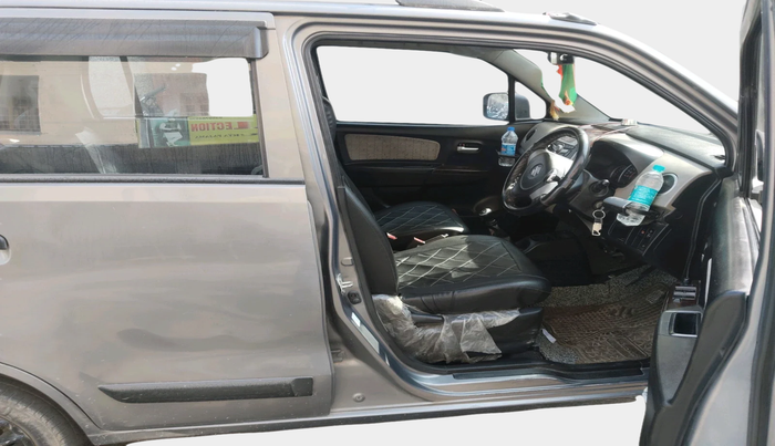 2016 Maruti Wagon R 1.0 VXI, Petrol, Manual, 46,112 km, interior
