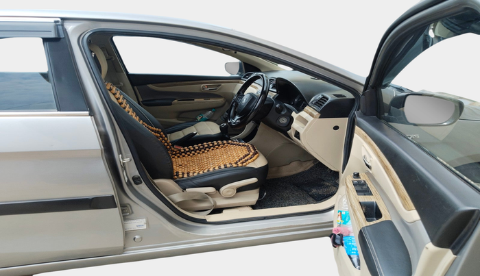 2018 Maruti Ciaz SIGMA DIESEL 1.3, Diesel, Manual, 1,26,741 km, interior