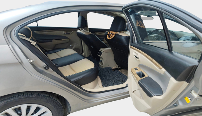 2018 Maruti Ciaz SIGMA DIESEL 1.3, Diesel, Manual, 1,26,741 km, interior