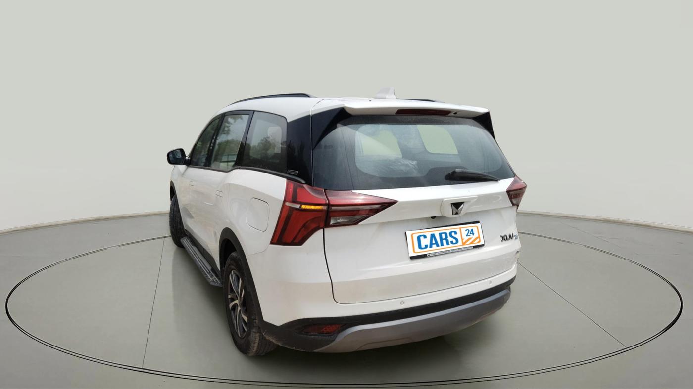 2023 Mahindra XUV700 AX 5 P AT 5 STR, Petrol, Automatic, 24,450 km, exterior