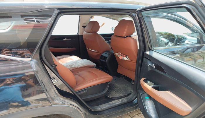 2020 MG HECTOR PLUS SHARP 2.0 DIESEL TURBO MT 6-STR, Diesel, Manual, 97,729 km, interior