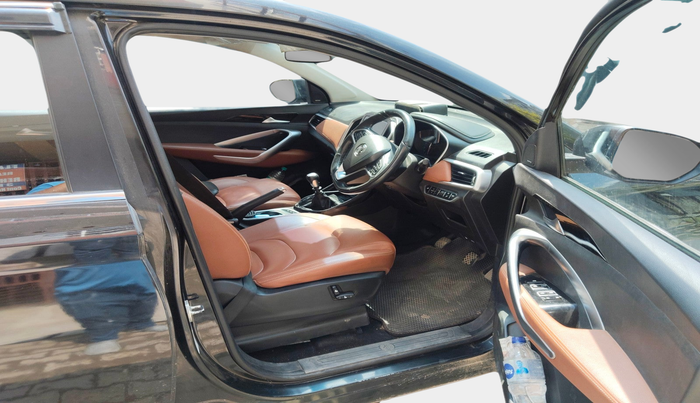 2020 MG HECTOR PLUS SHARP 2.0 DIESEL TURBO MT 6-STR, Diesel, Manual, 97,729 km, interior